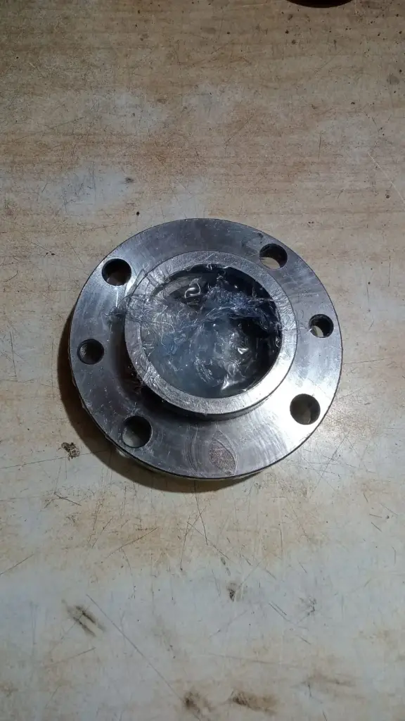 T.T Flange (Zaxis 120/140)