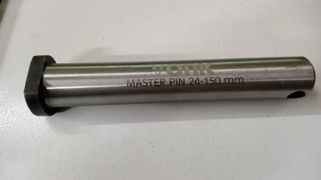 E.x 60 (M) Chain Pin (P.C 130)